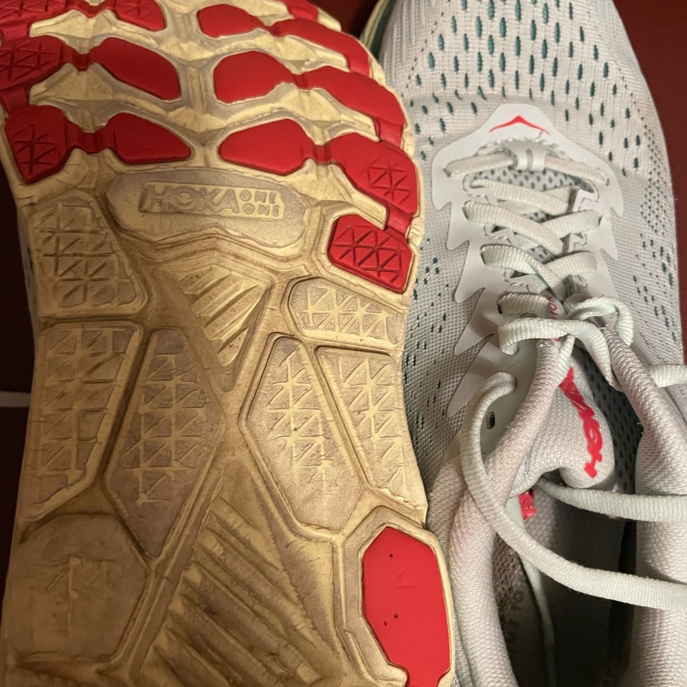 Hoka Clifton 7